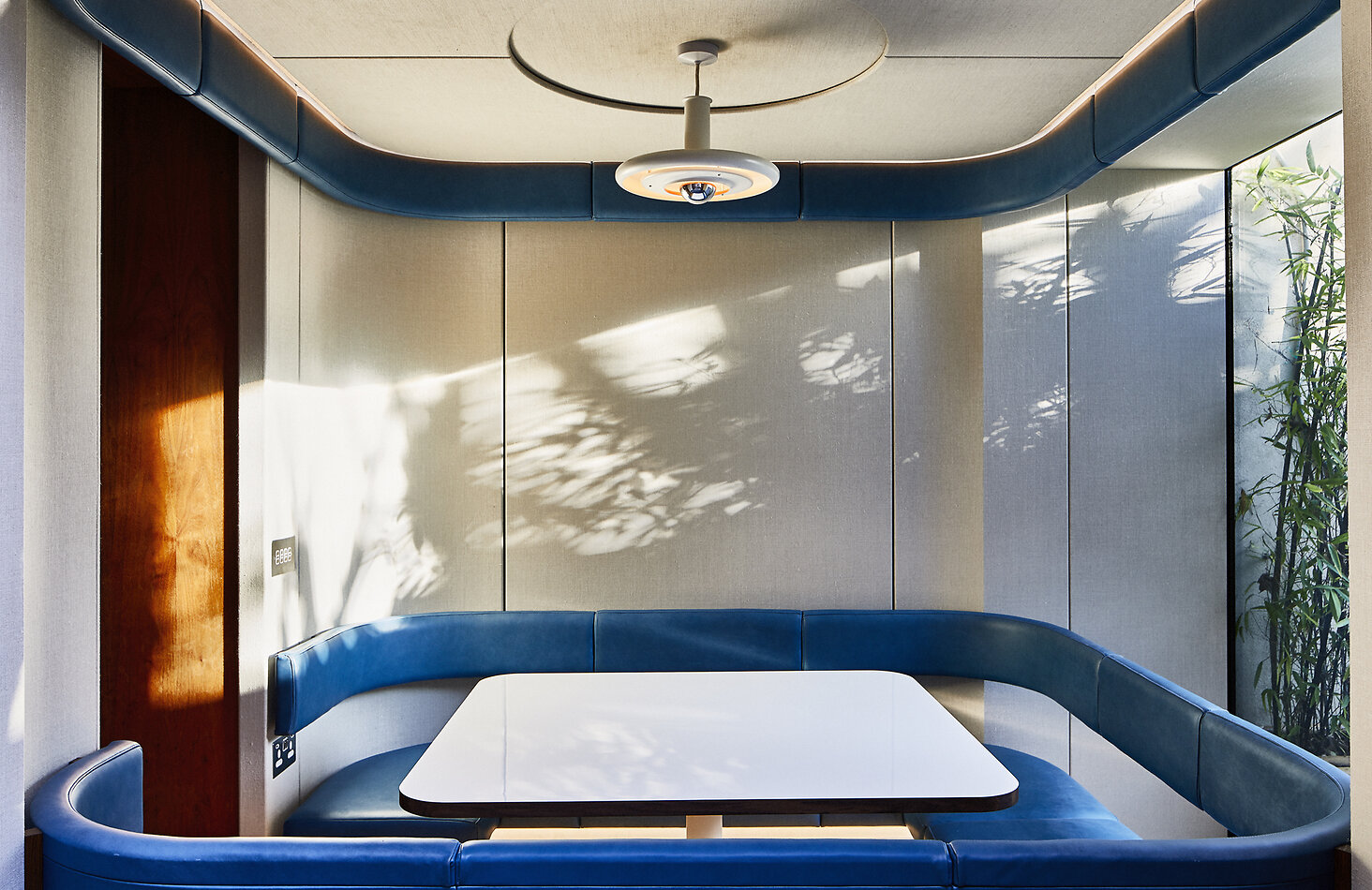 Mid Century Modern/LA Vibe E3