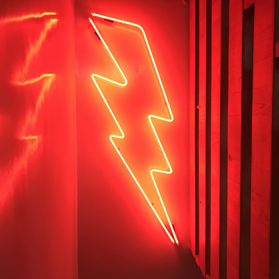 Mid Century Modern/LA Vibe E3