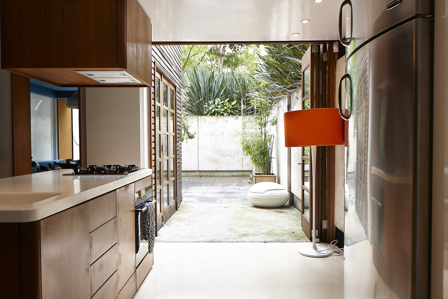 Mid Century Modern/LA Vibe E3