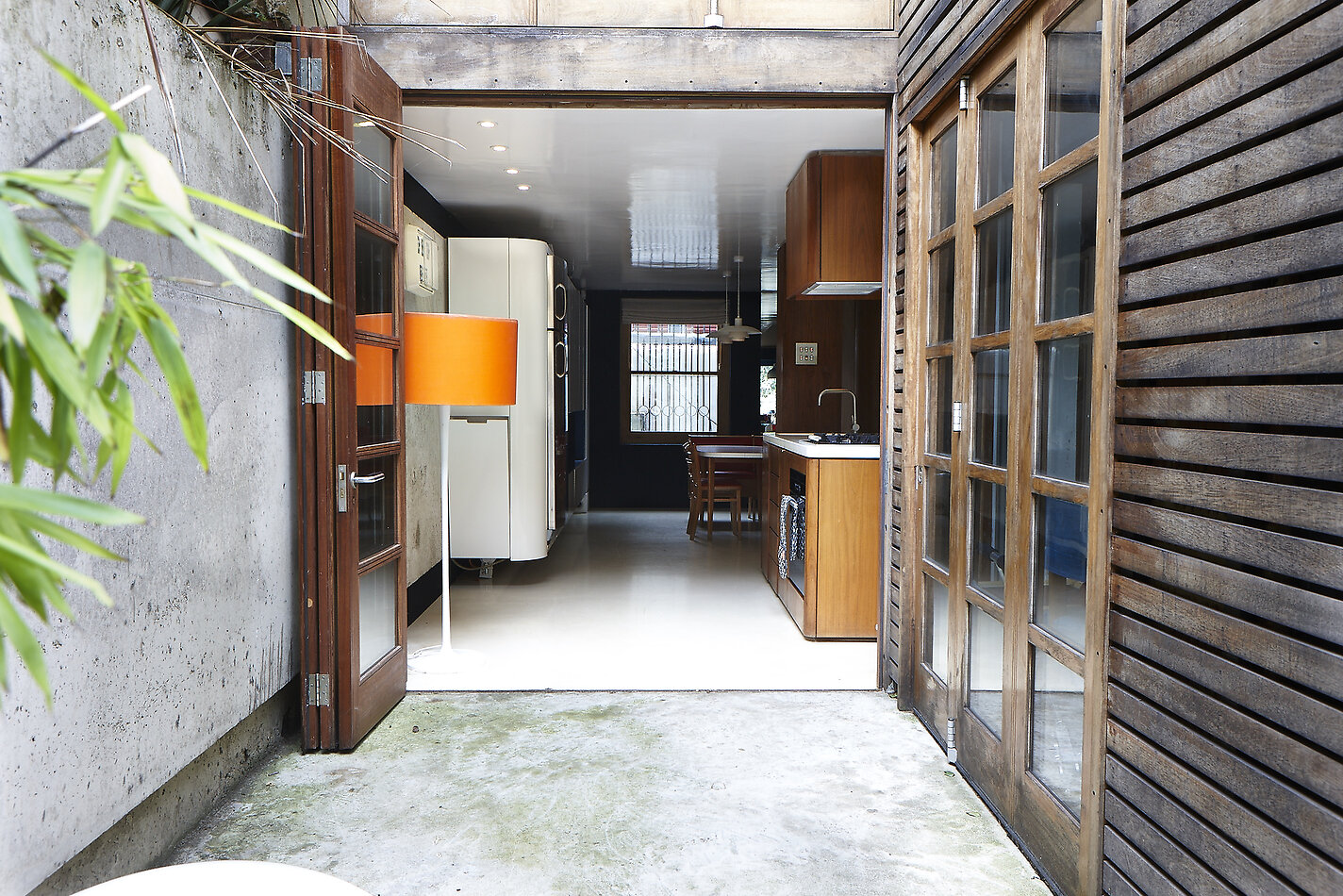 Mid Century Modern/LA Vibe E3