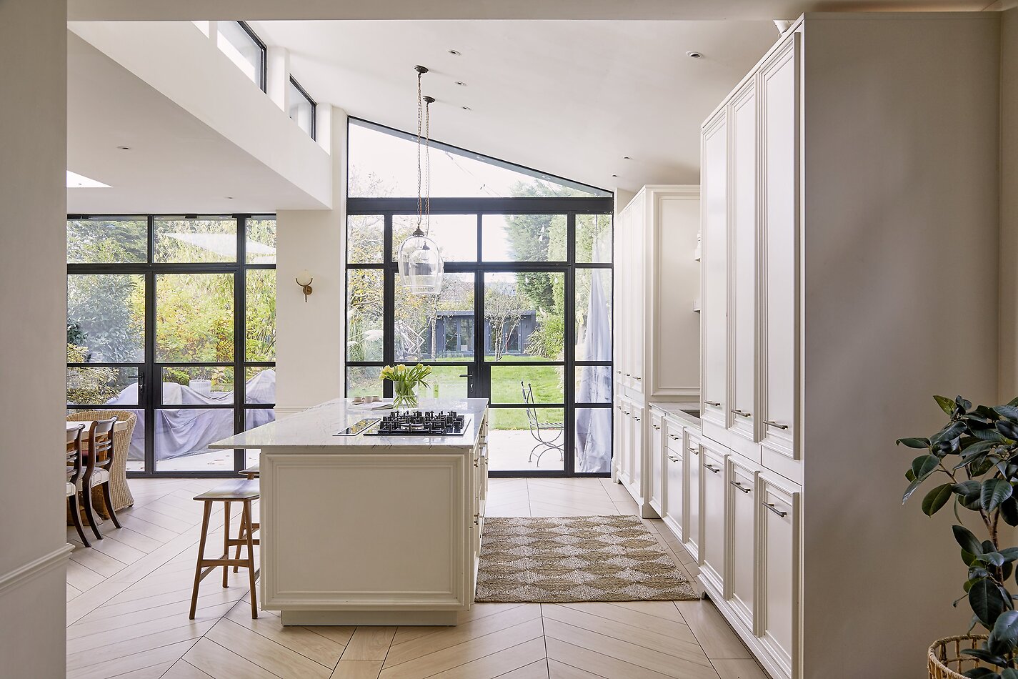 Ruth's Place - E4
