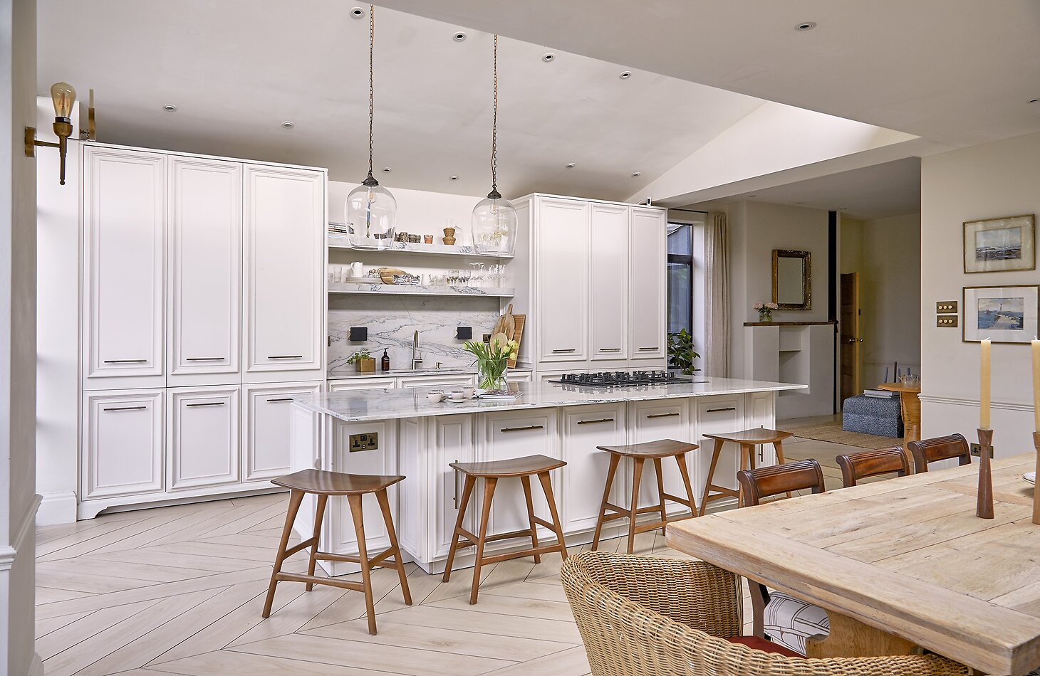 Ruth's Place - E4