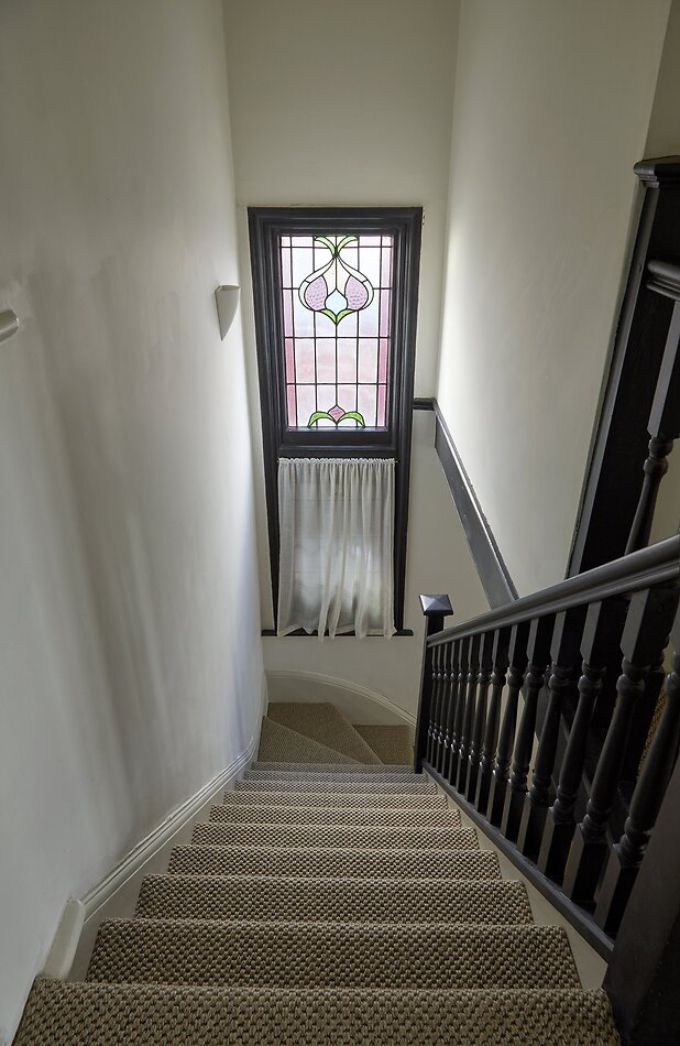 Ruth's Place - E4
