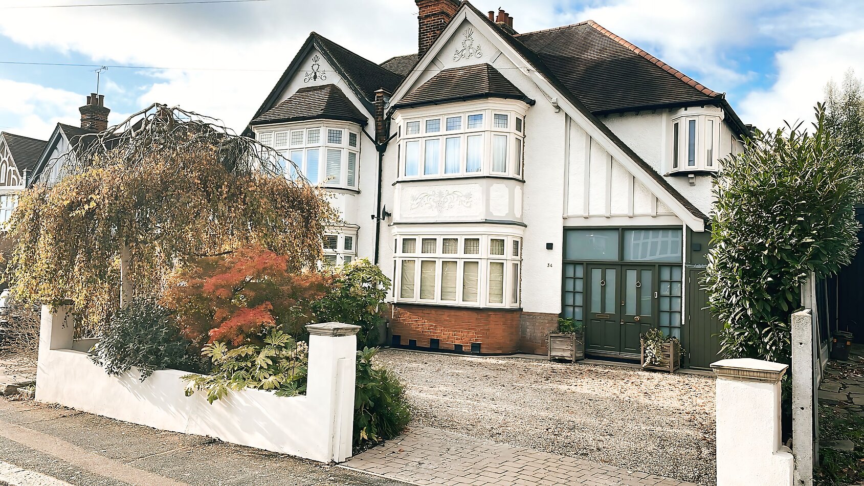Ruth's Place - E4
