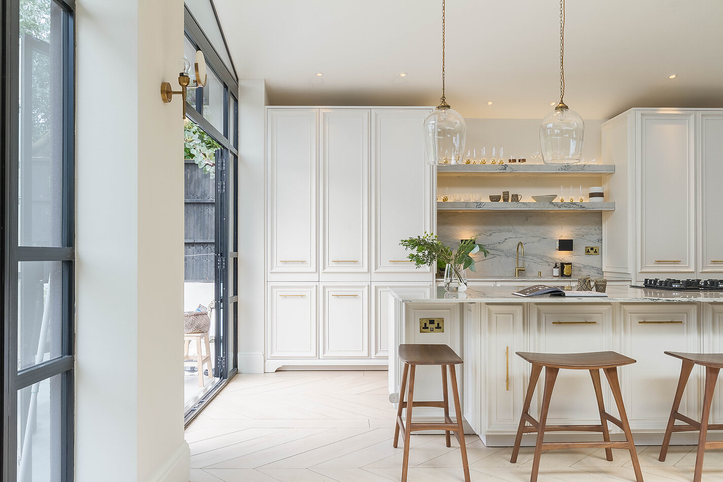 Ruth's Place - E4