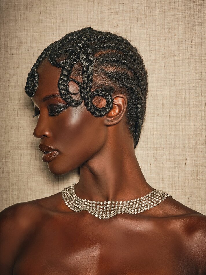 SHENNIA THOMPSON