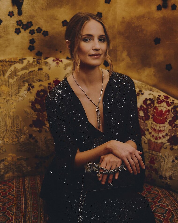 MARGO HOLDER