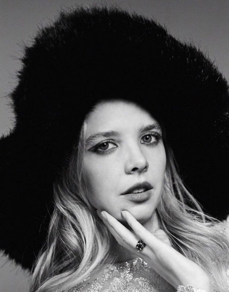 MARGO HOLDER