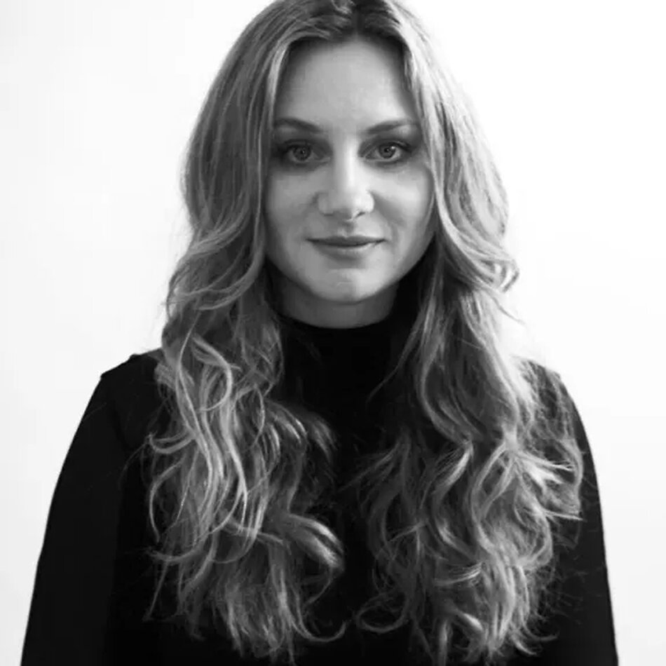 MARGO HOLDER