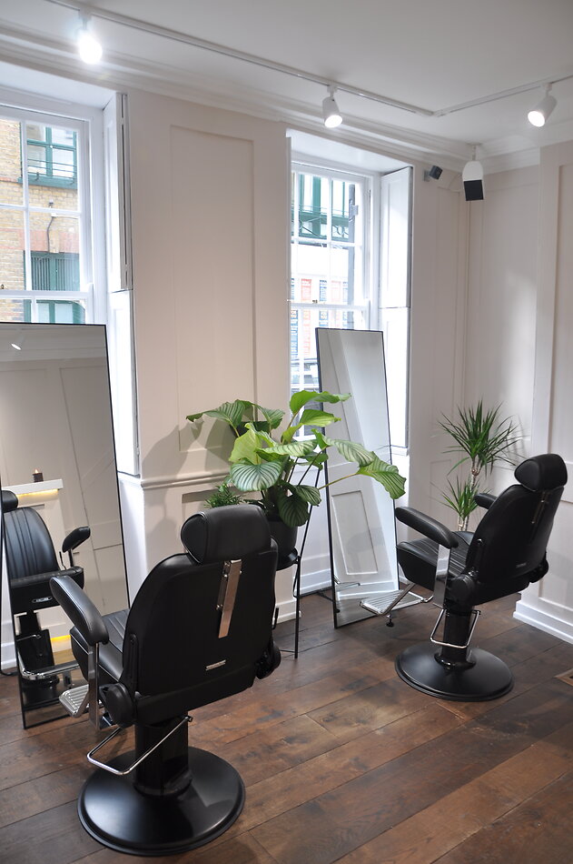 Georgian Salon