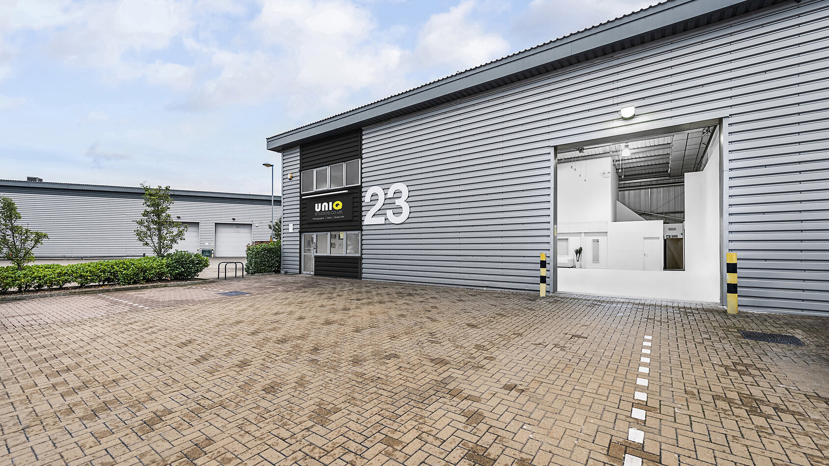 Drive in Studio - SE18