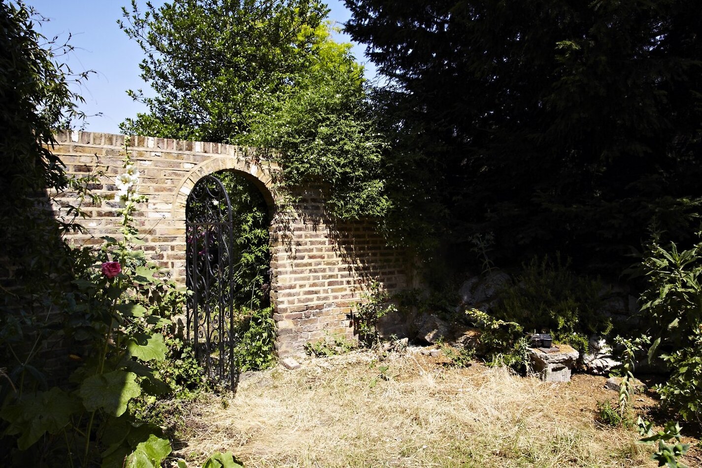 Convent W6
