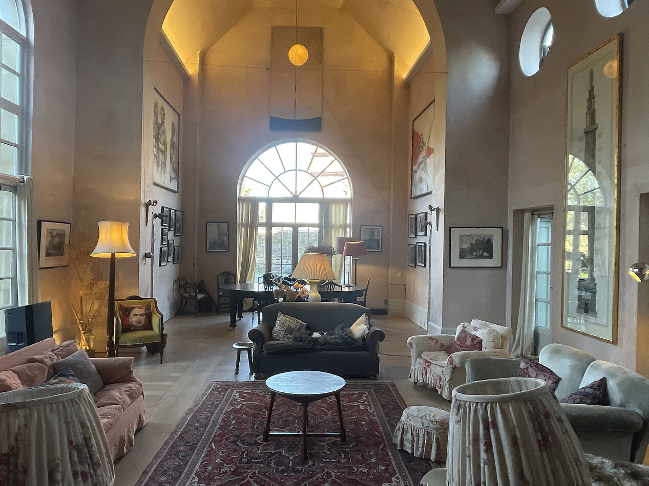 Convent W6