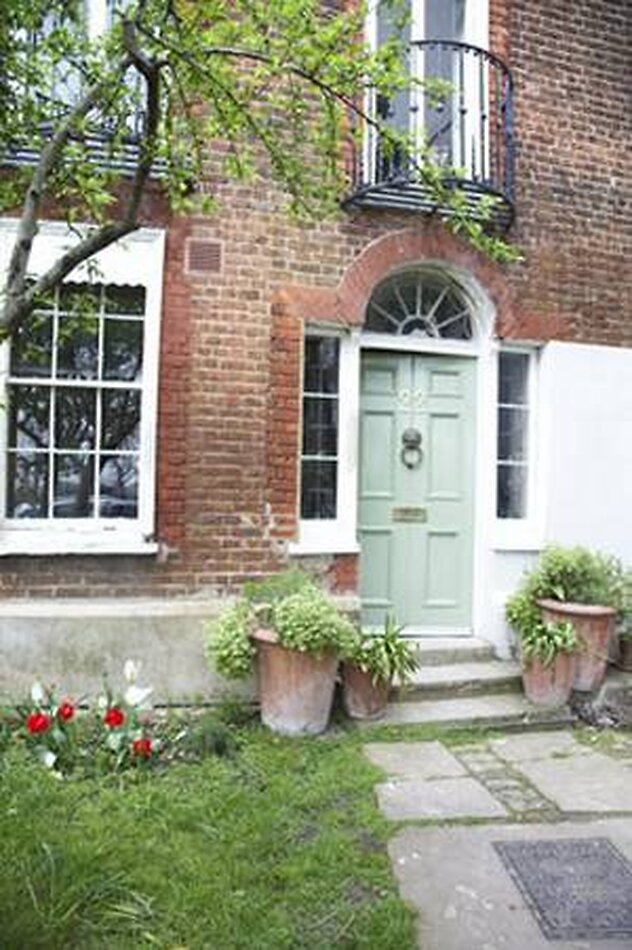 Convent W6