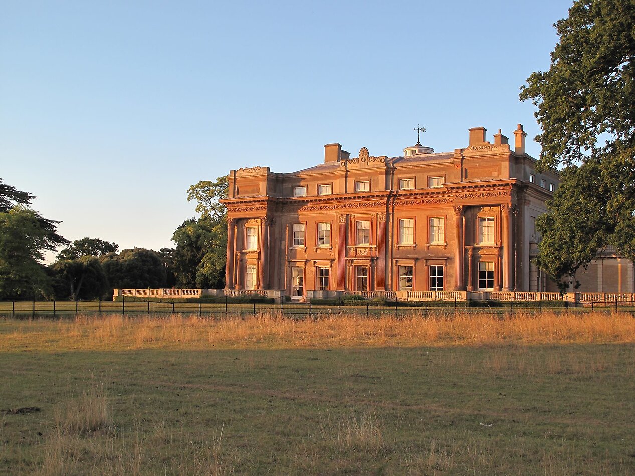 Higgins House - Bedfordshire