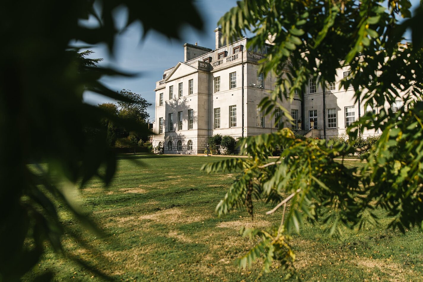 Palladian Palace - CR0