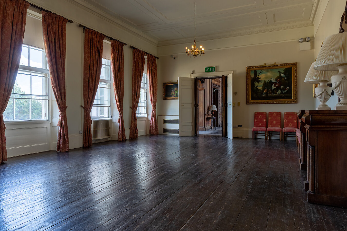 Palladian Palace - CR0
