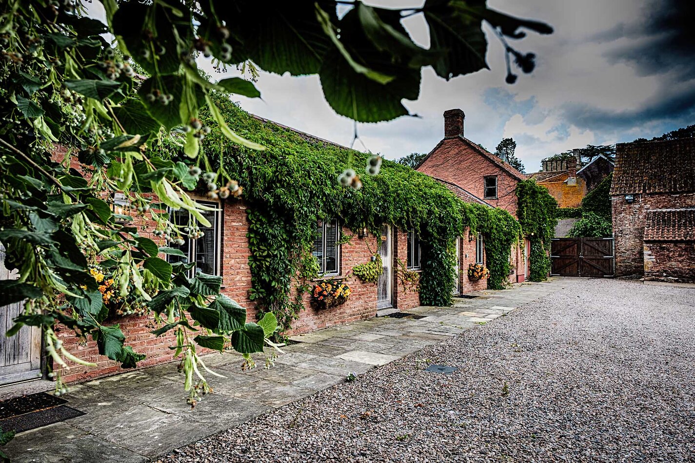 Saxon Manor - Somerset TA7