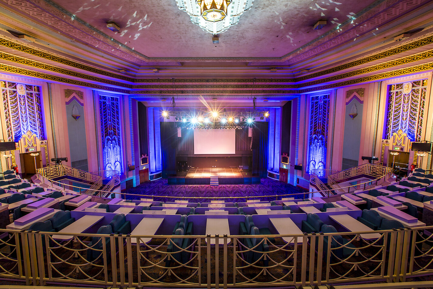 Troxy E1