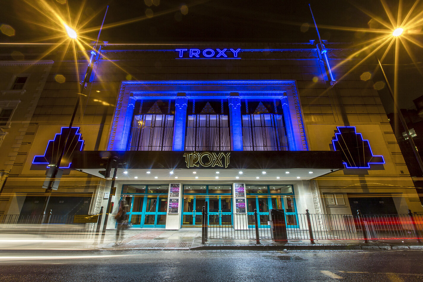 Troxy E1