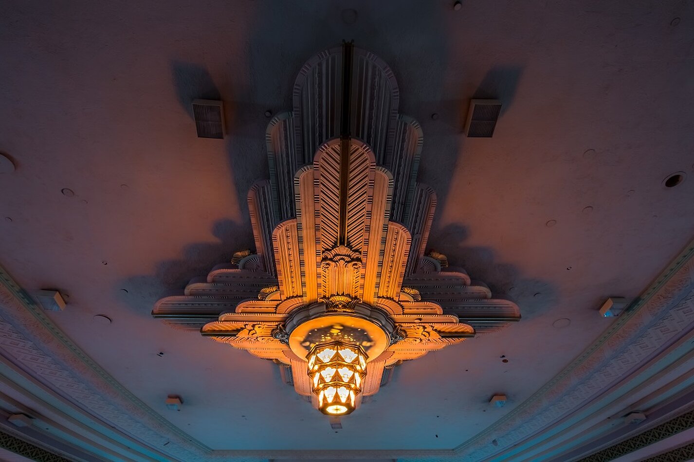 Troxy E1