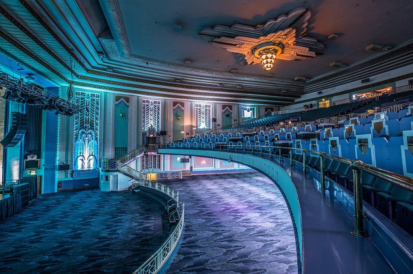Troxy E1