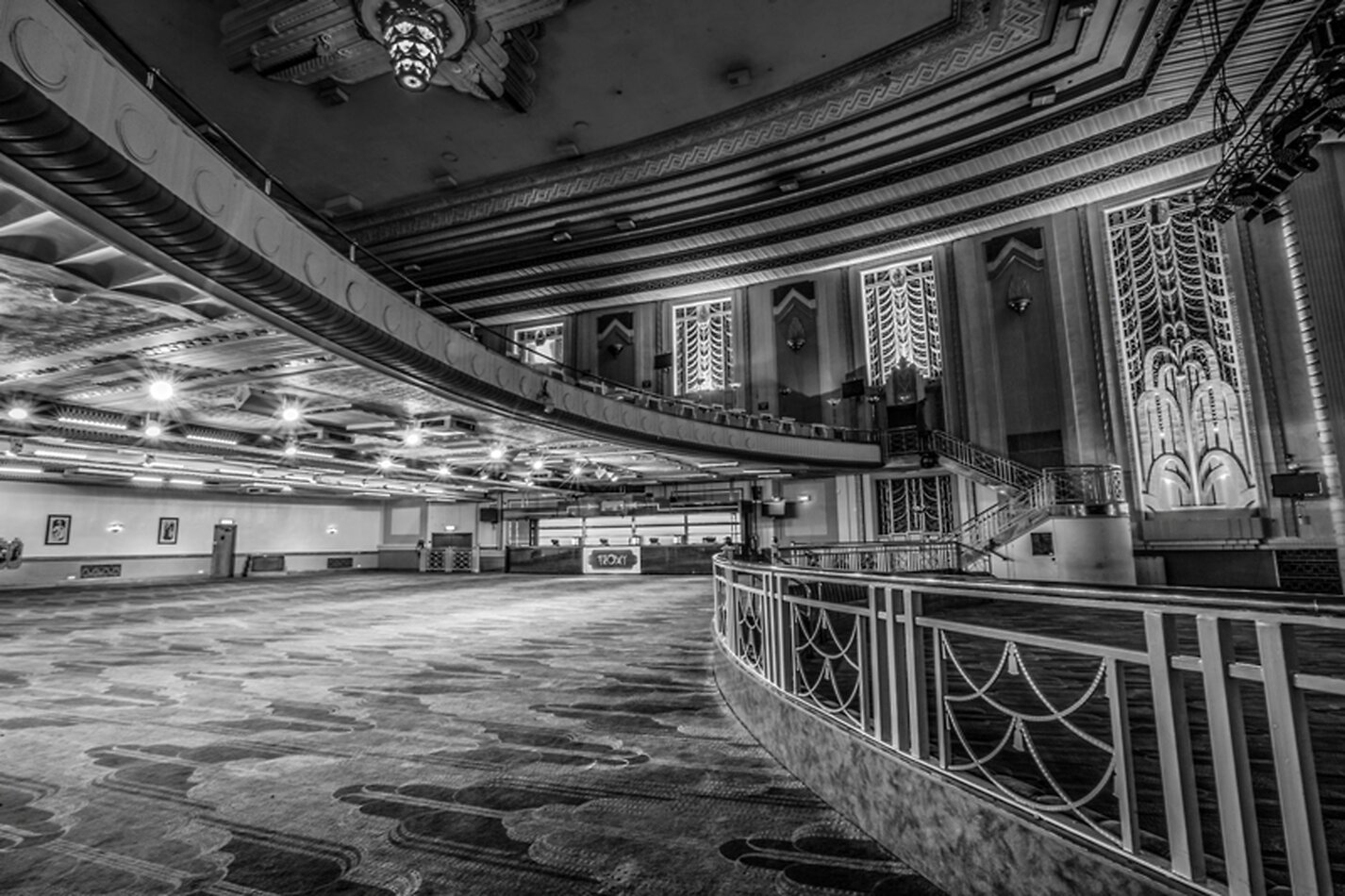 Troxy E1