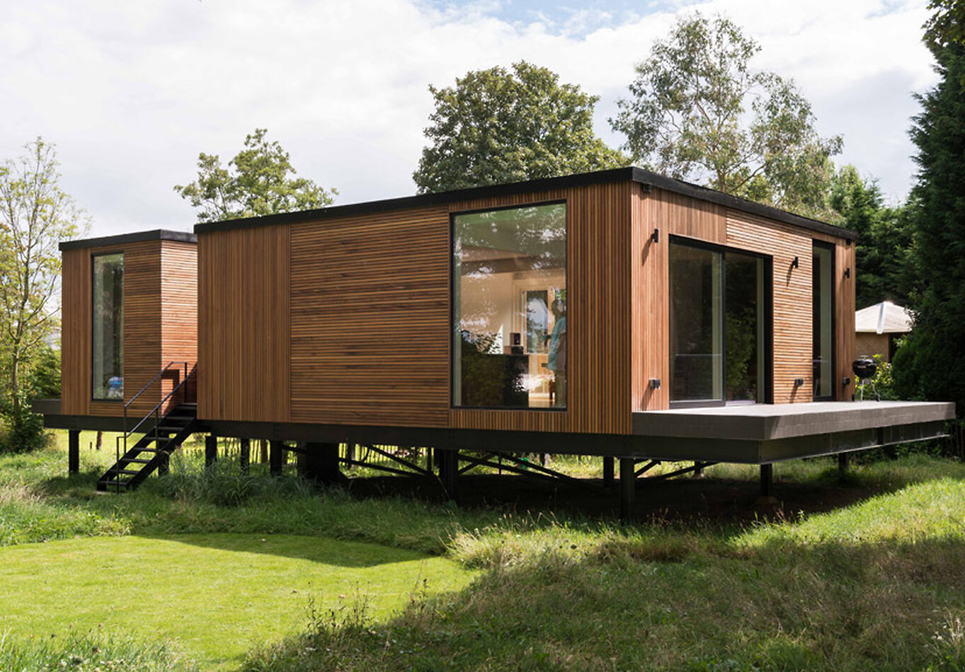 Sunbury Modern House, Sunbury on Thames, Surrey