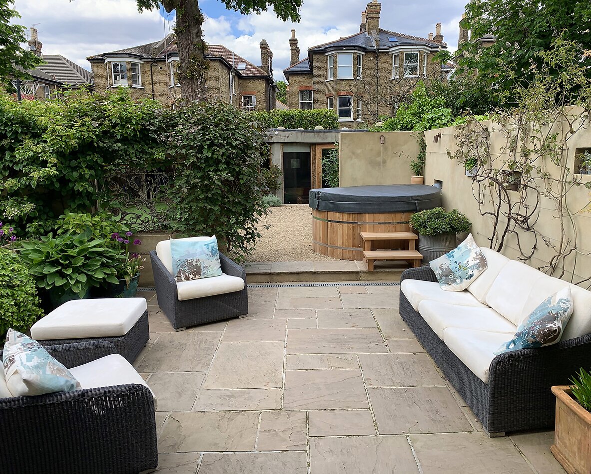Kirkstall - SW2