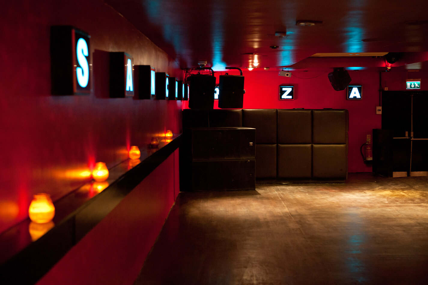 Trapeze Bar EC2