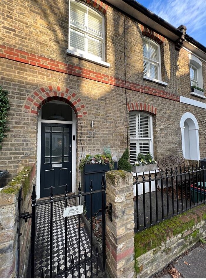 Paxton Road W4