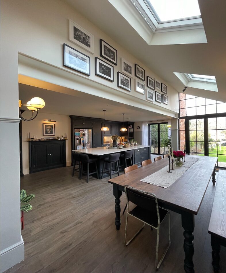 The Black Door - Berkhamstead