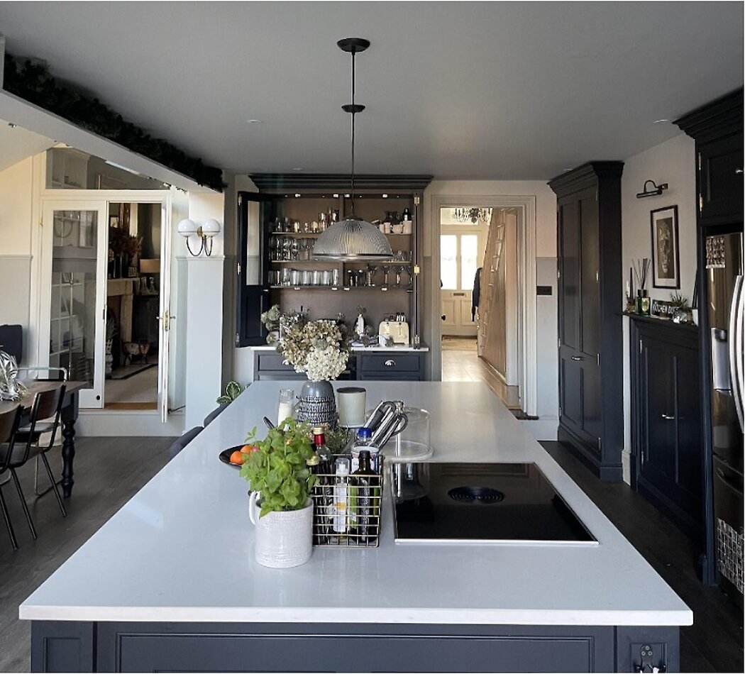 The Black Door - Berkhamstead