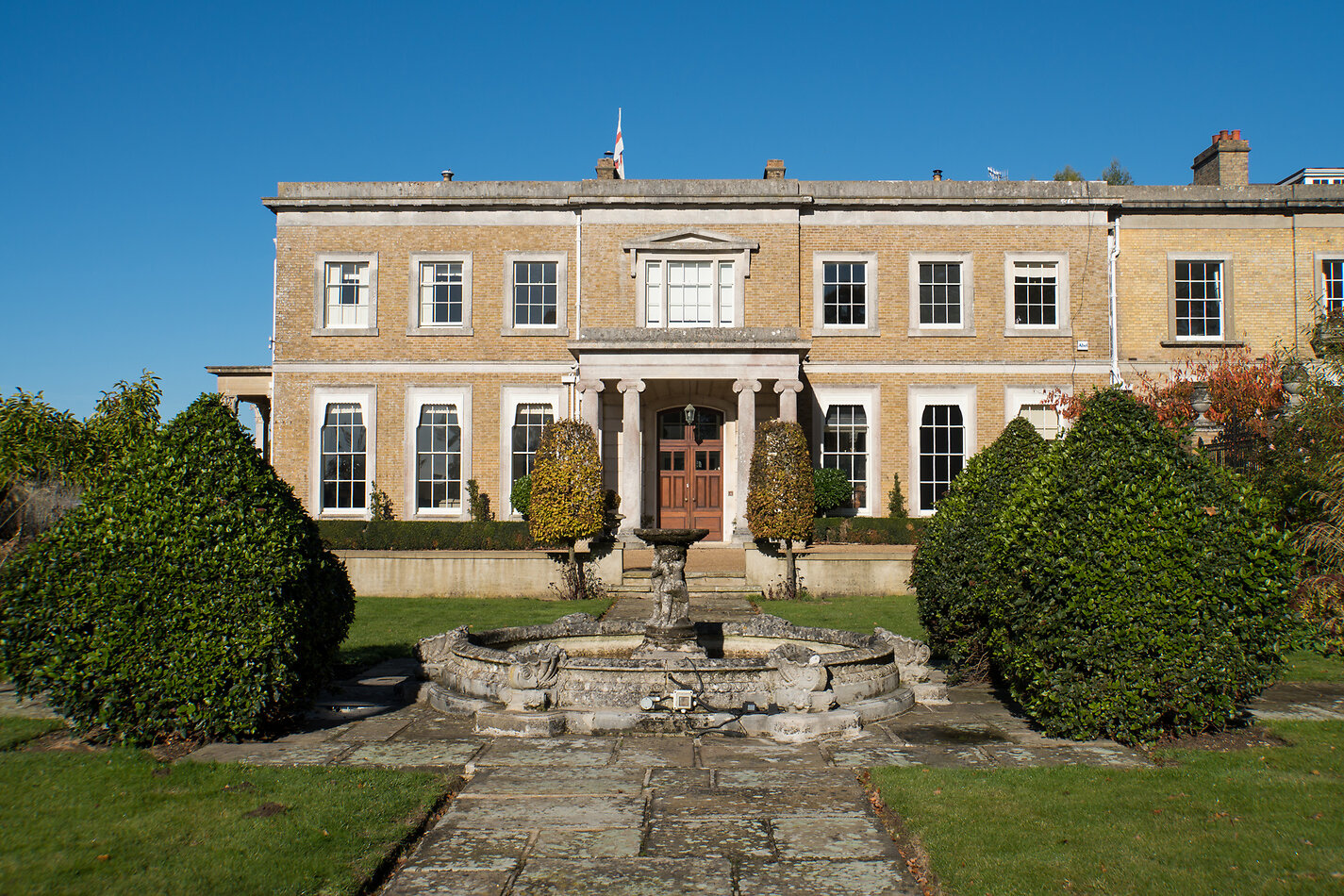 Hampton Manor