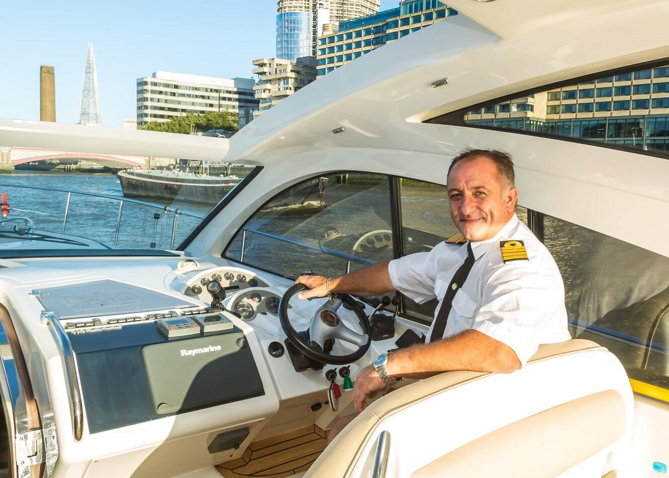 London Yacht
