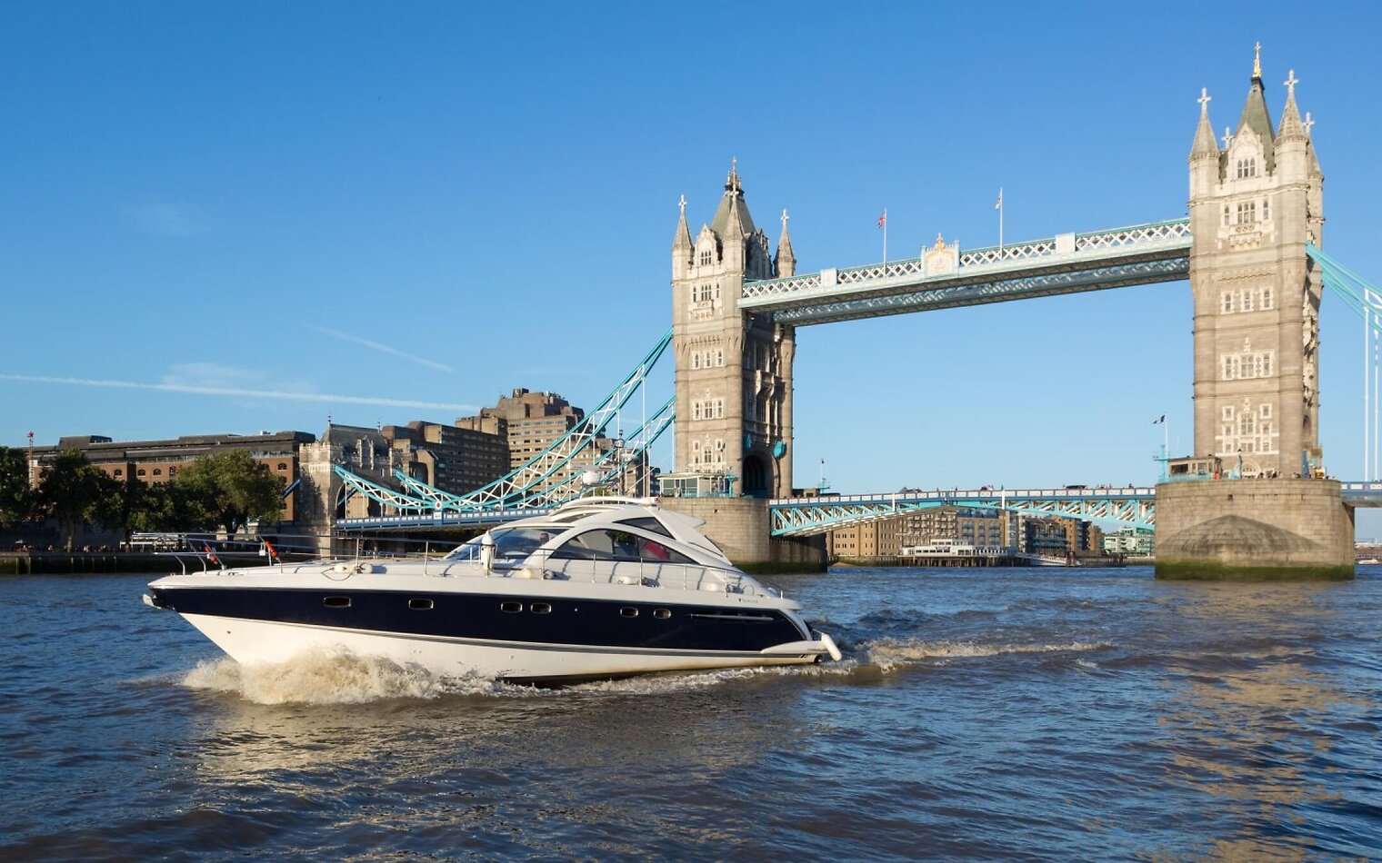London Yacht