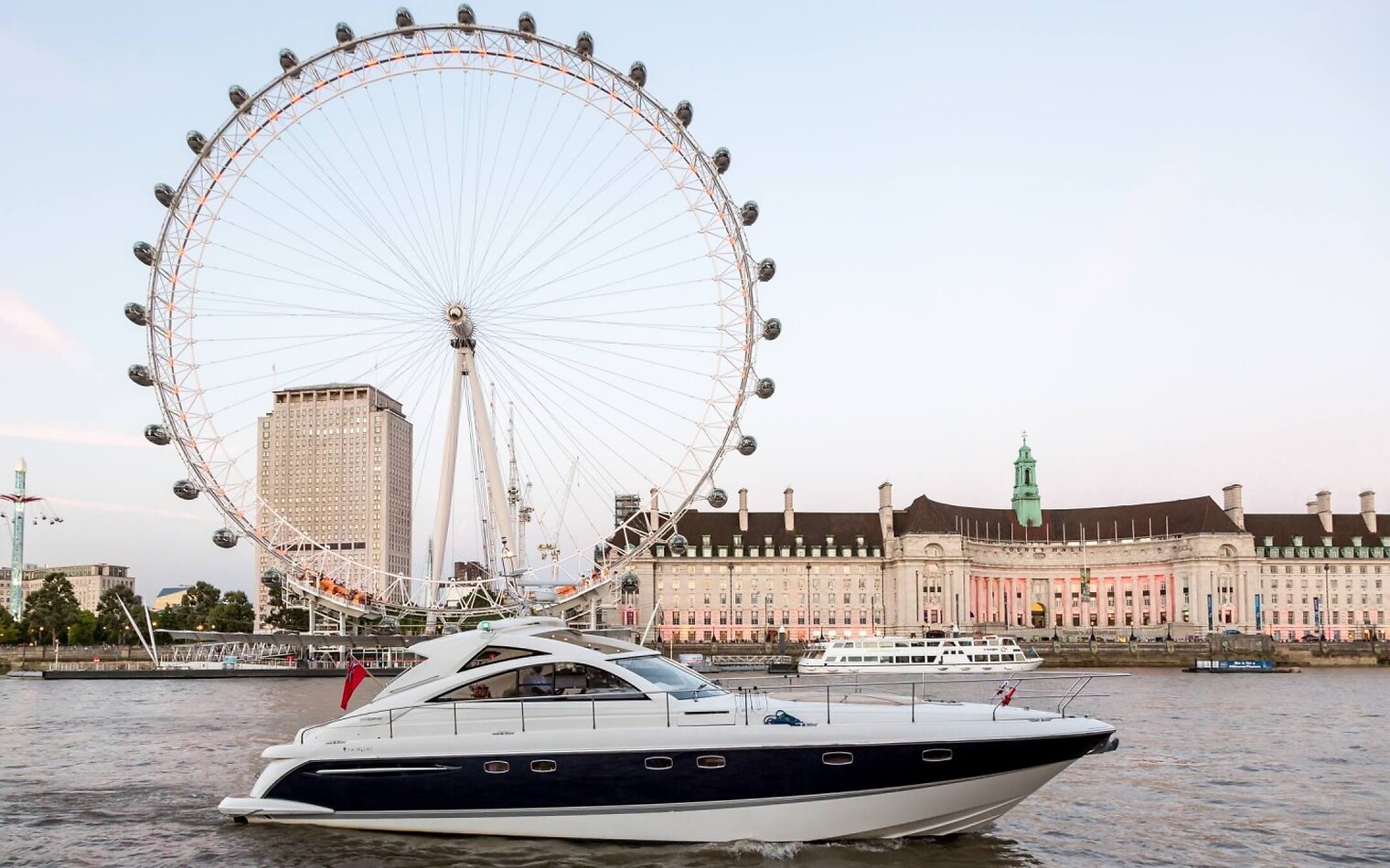 London Yacht