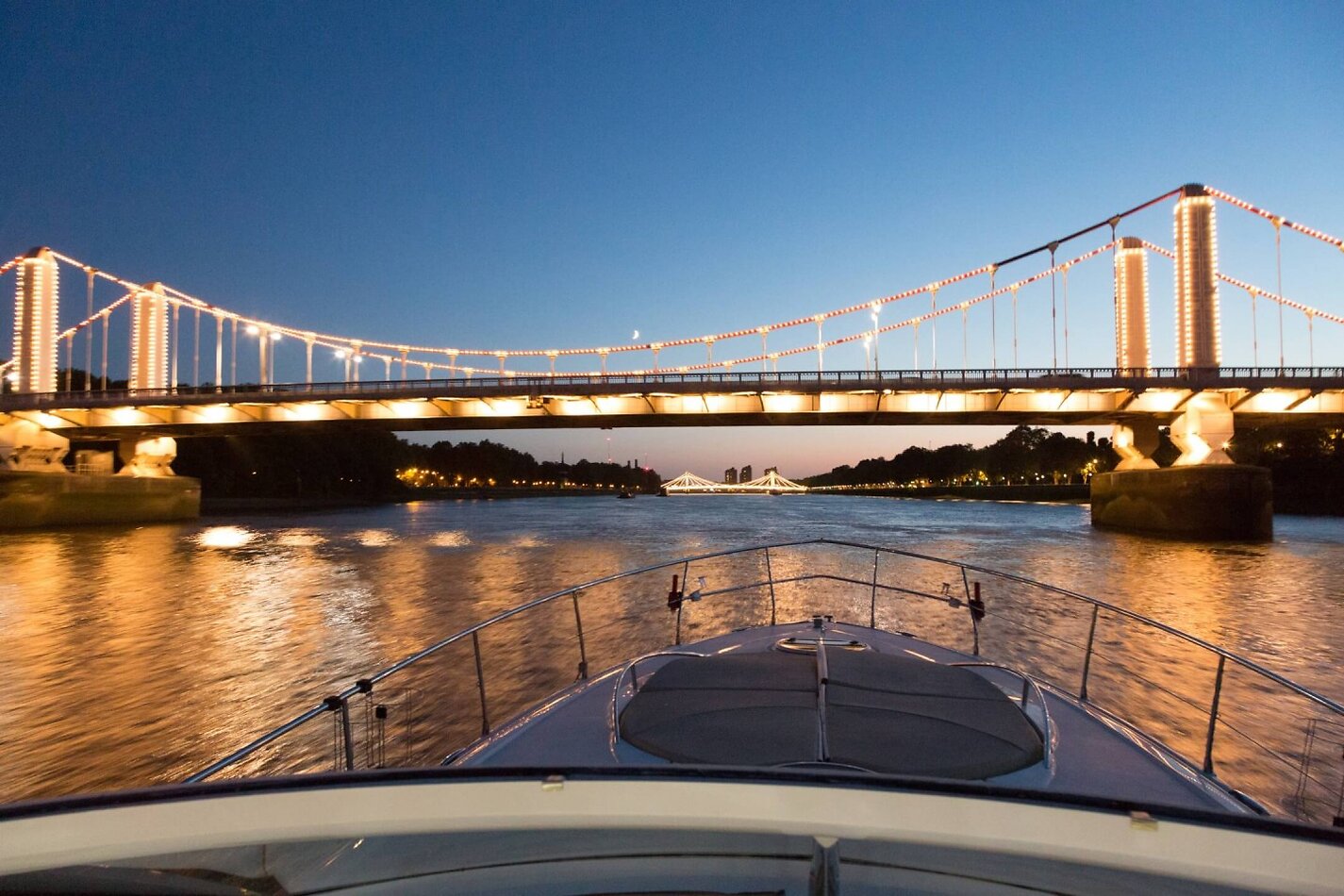 London Yacht