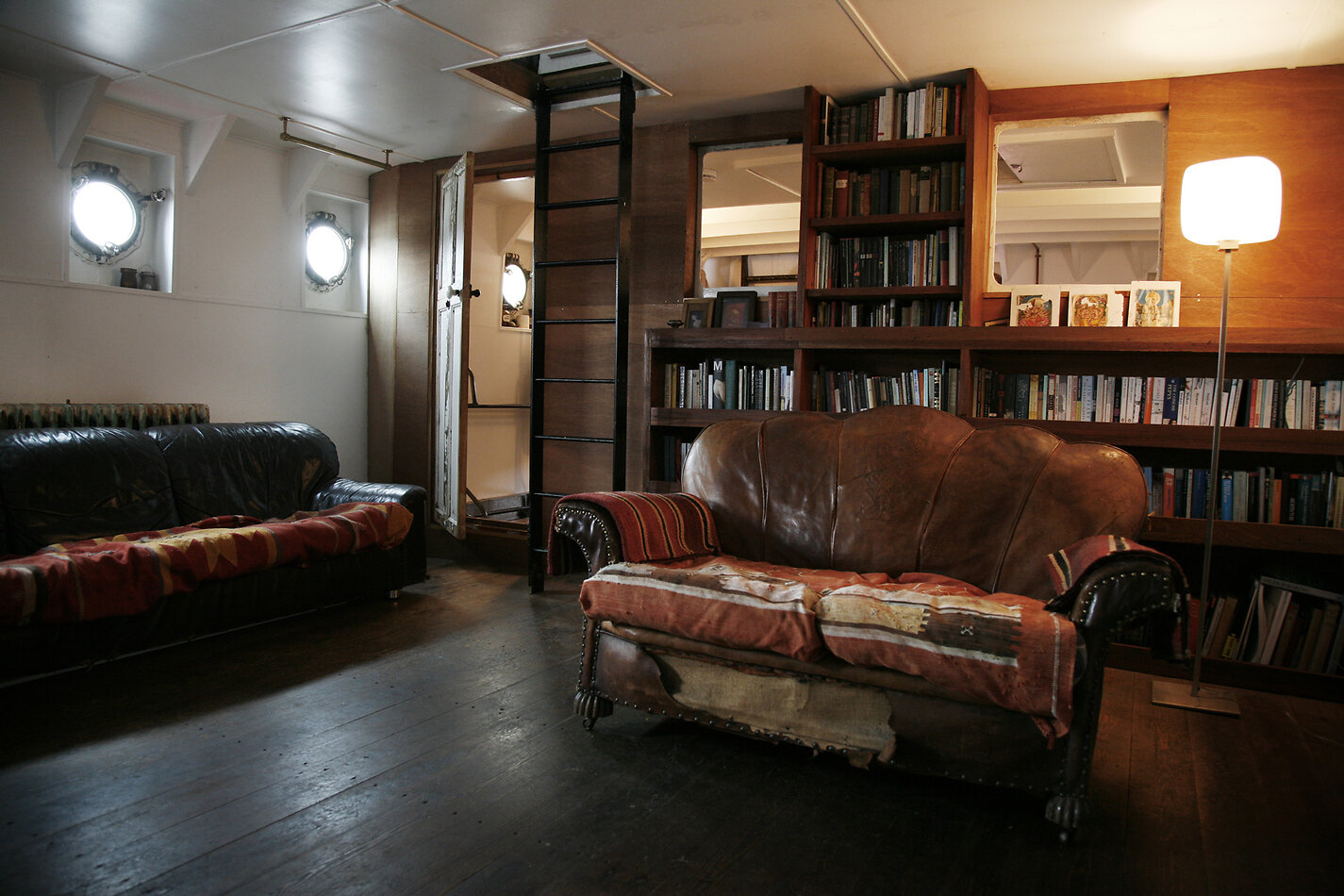 Lightship E16