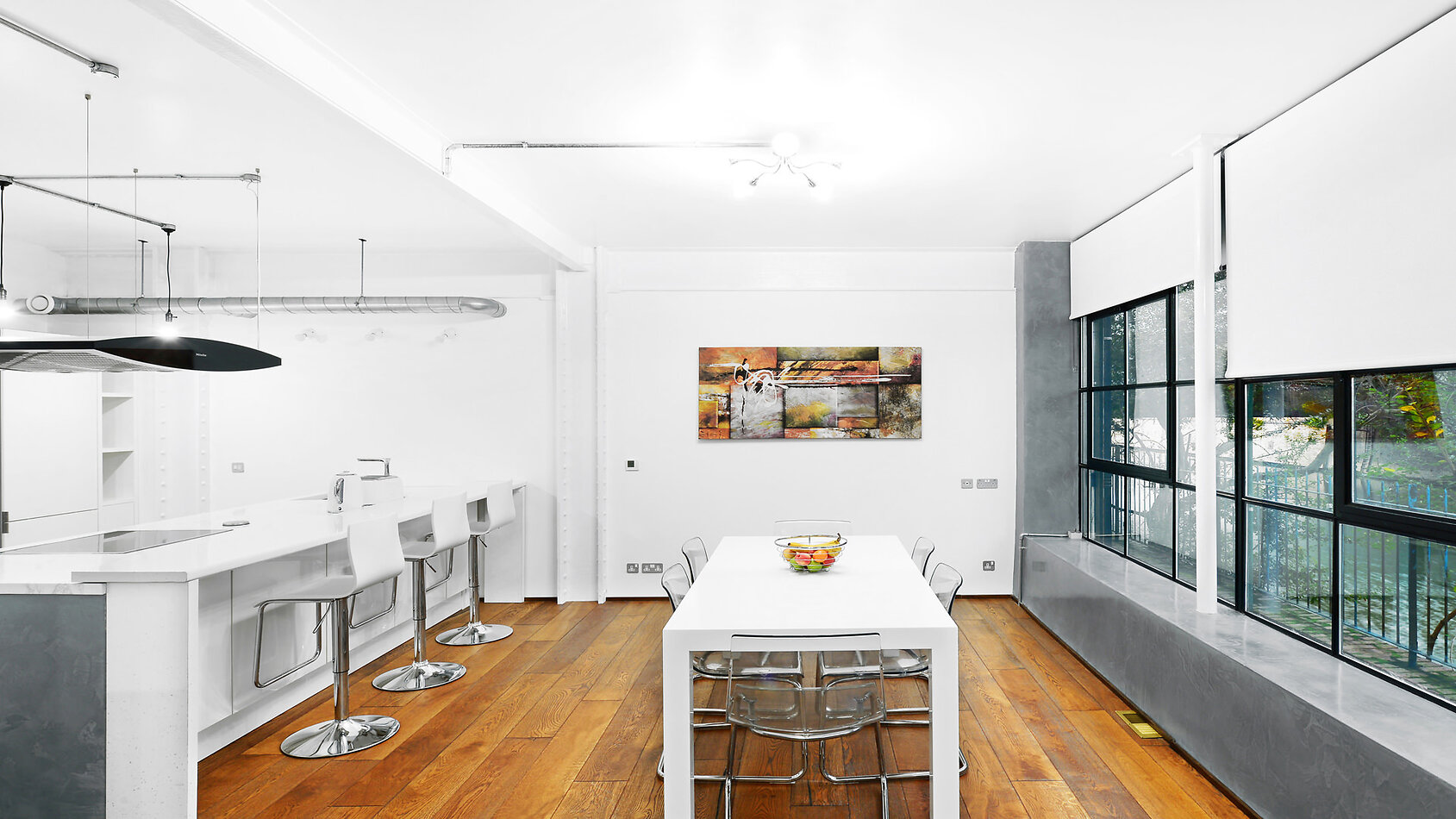 York Loft Style Apartment E14