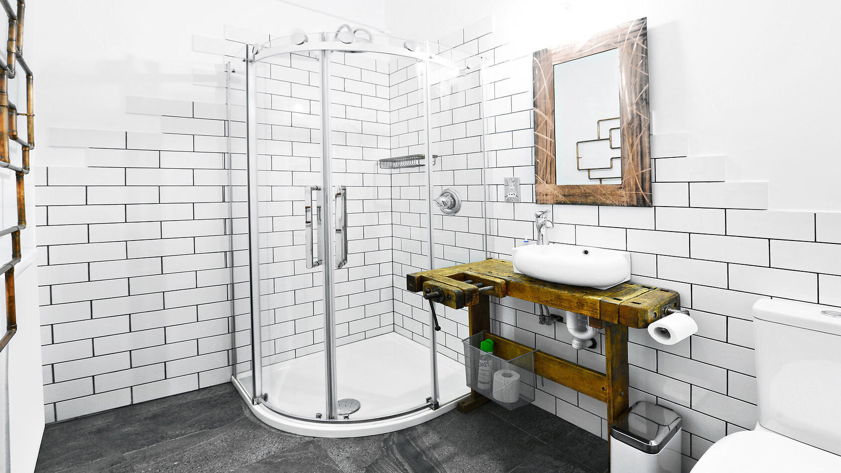 York Loft Style Apartment E14