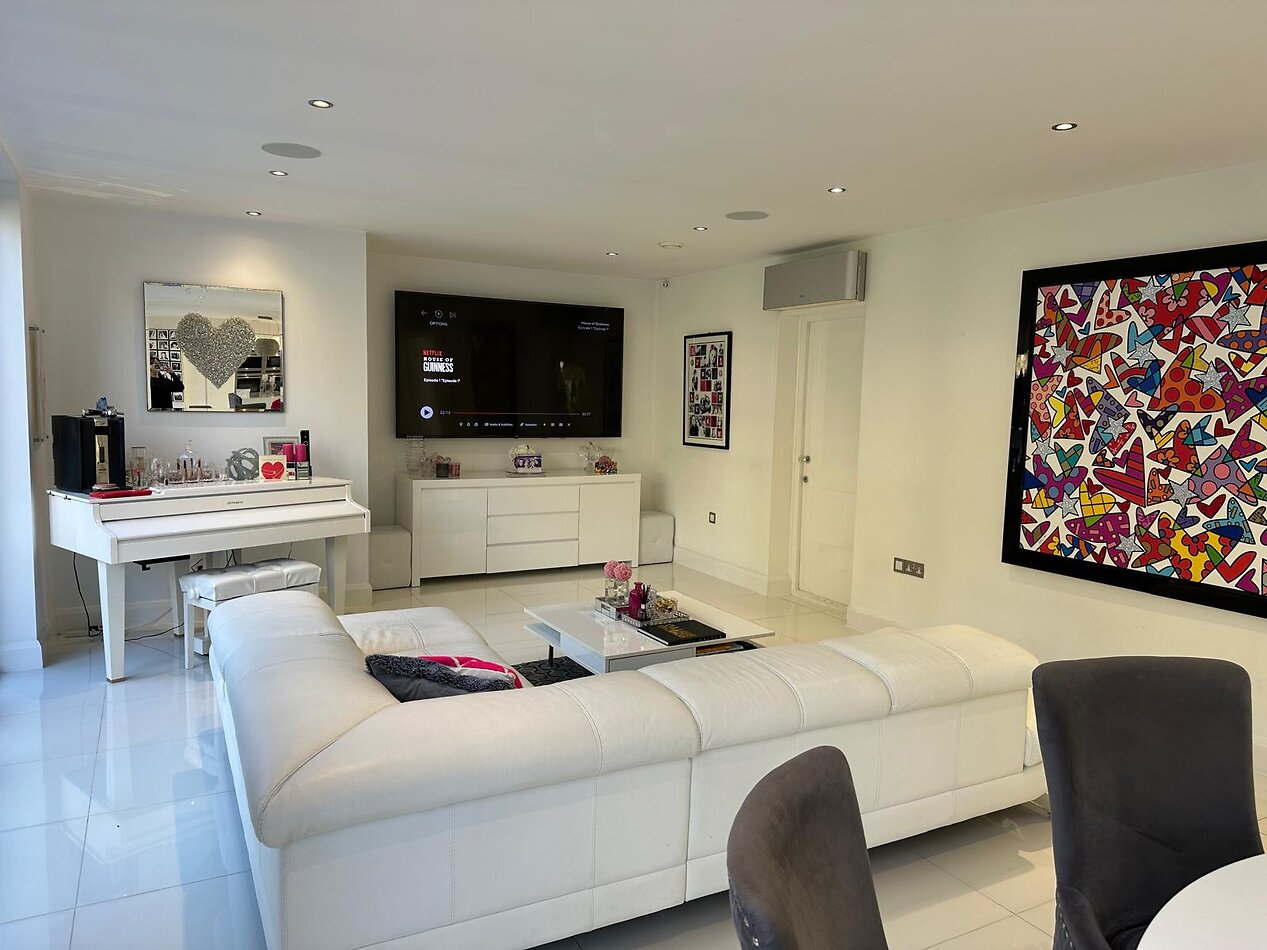 Holmdene Avenue NW7