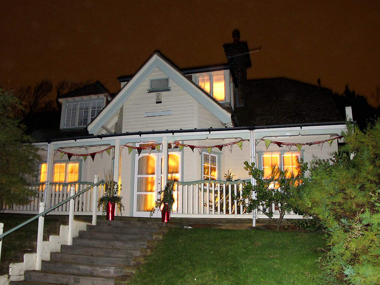 Seaside arts and crafts Beach House Whitstable
