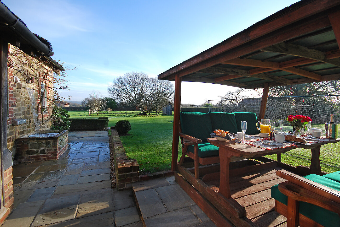 Cromwell Lodge GU28