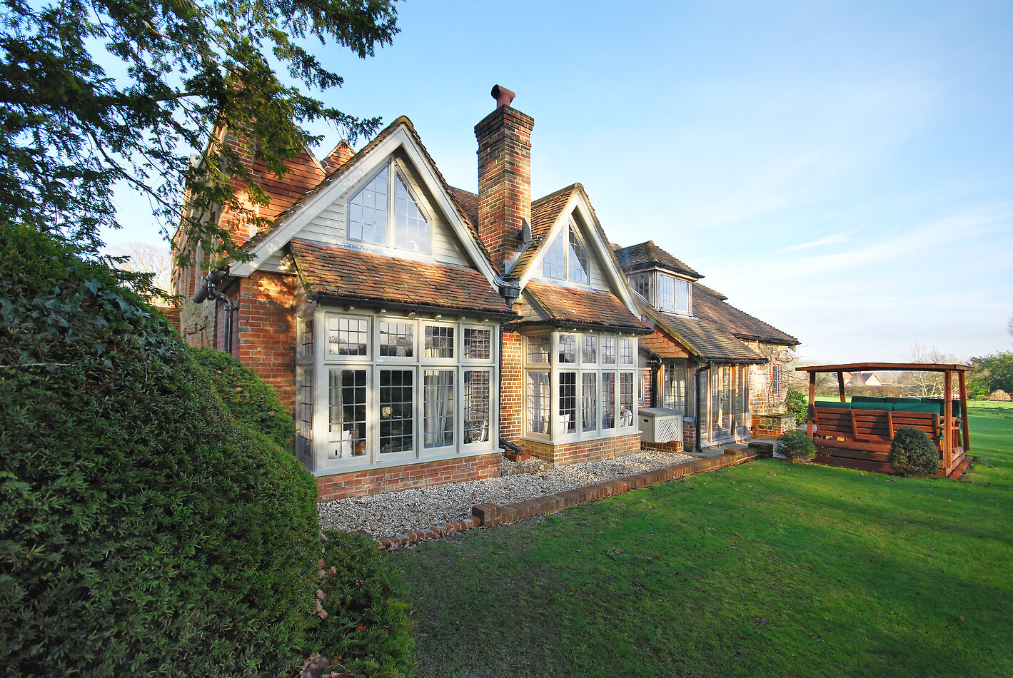 Cromwell Lodge GU28
