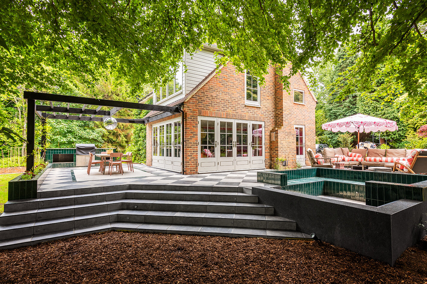Rowan House - Folkstone