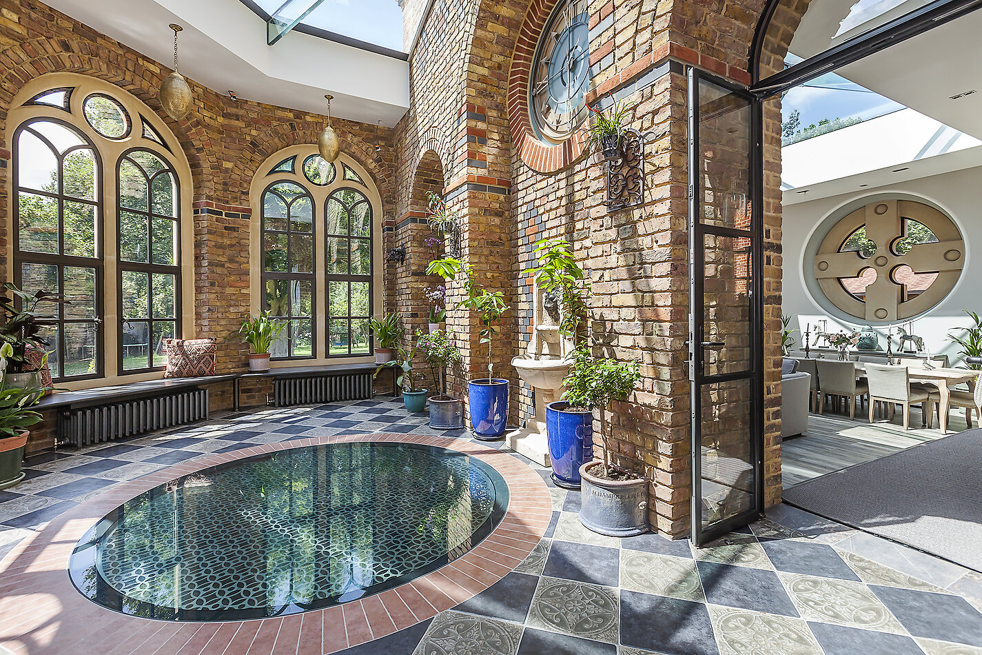 Palatial Palace SE9