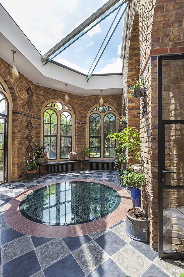 Palatial Palace SE9
