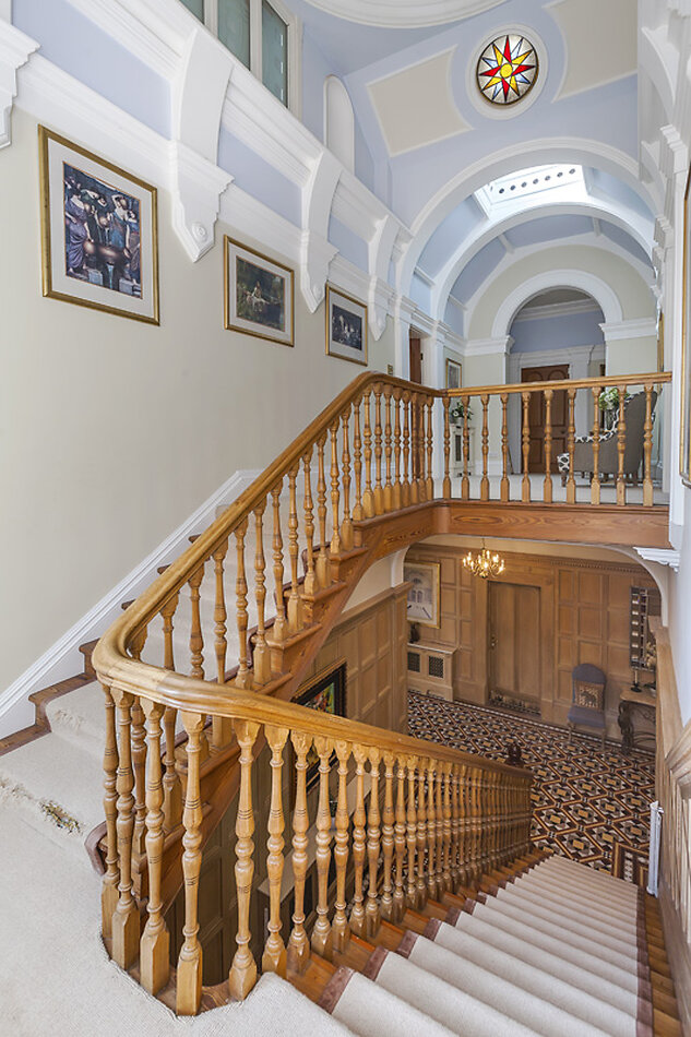 Palatial Palace SE9