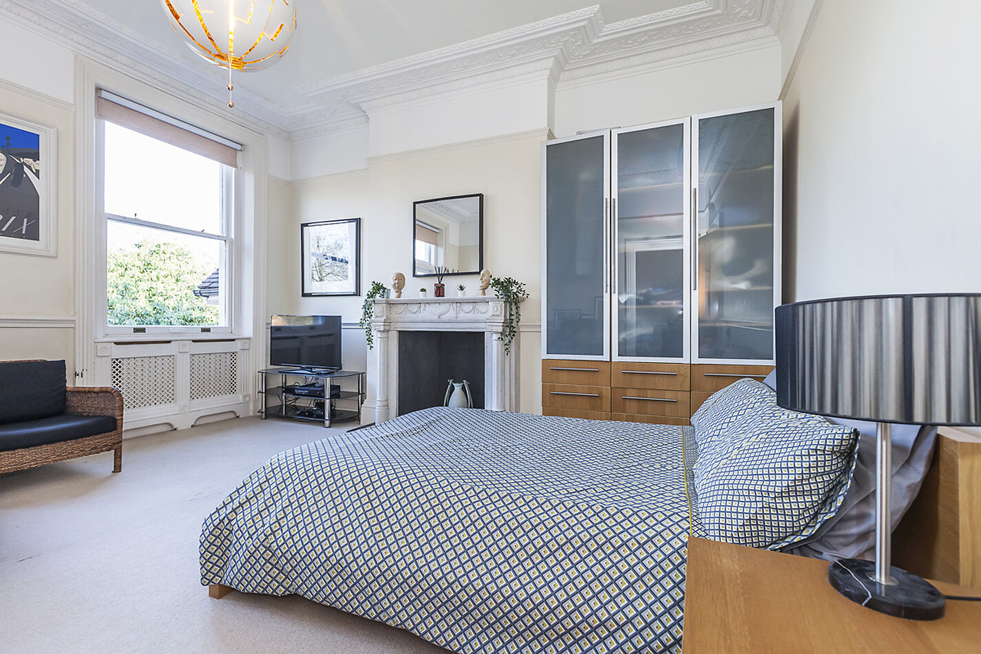 Palatial Palace SE9